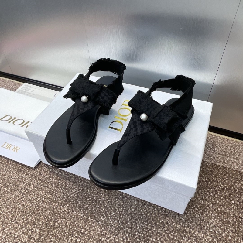 ch**an D*or sandals